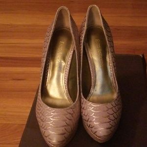 Enzo Angioloni pumps